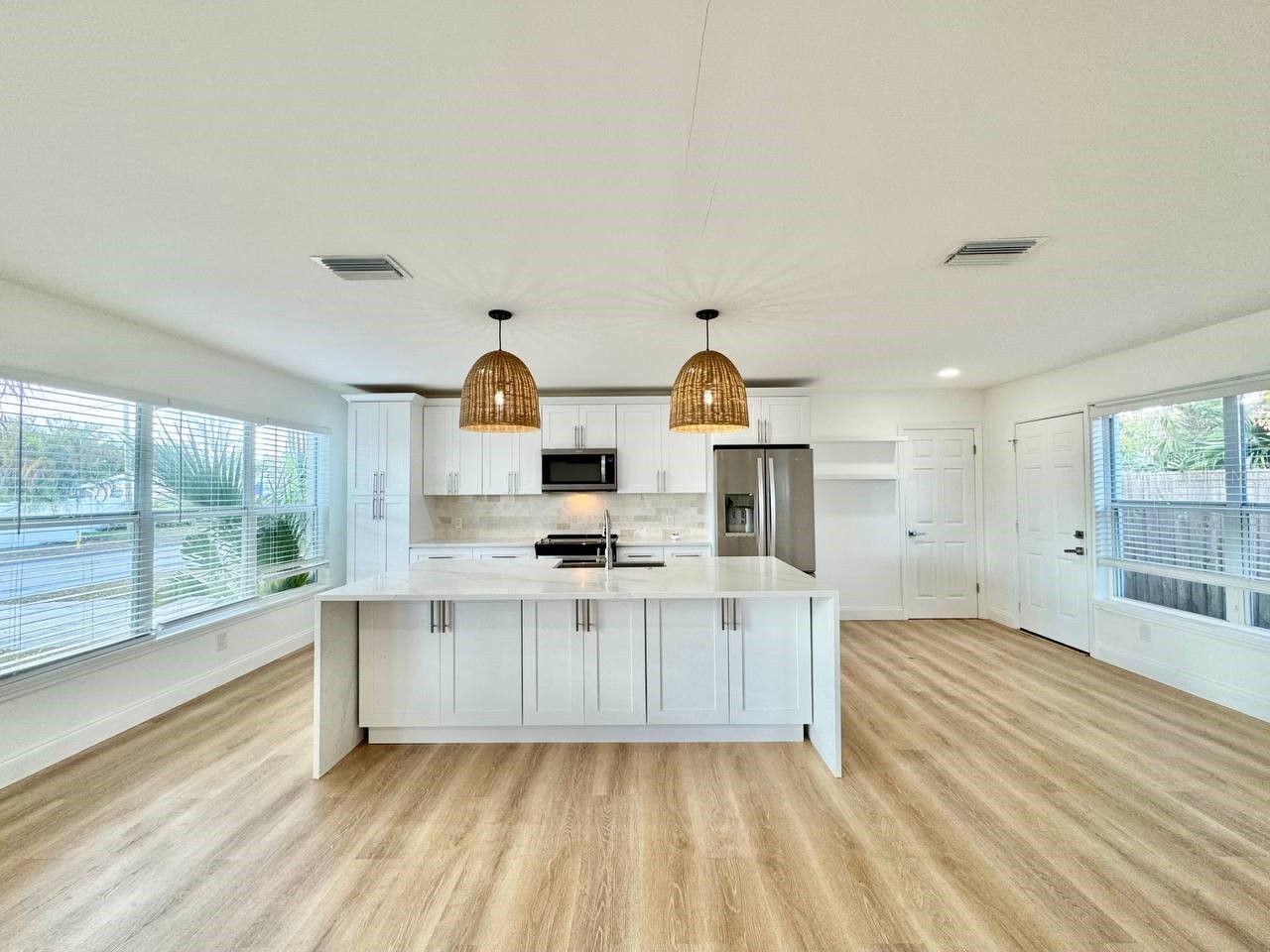 1101 46th Street N Saint Petersburg FL 33713 TB8482285 image7