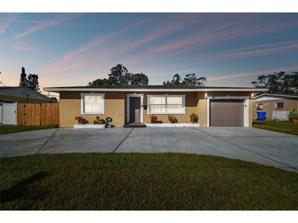 1101 75th Avenue N Saint Petersburg FL 33702 TB8441881 image1