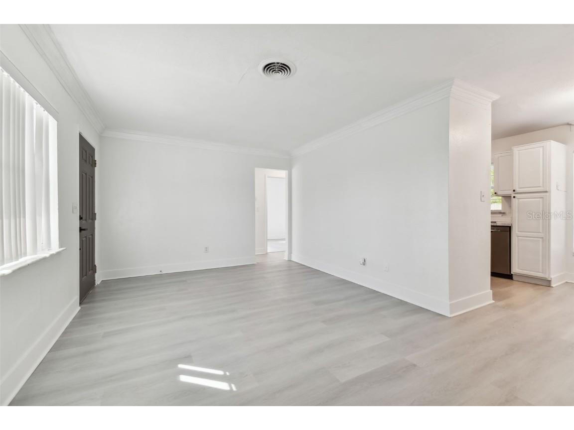 1101 75th Avenue N Saint Petersburg FL 33702 TB8441881 image11