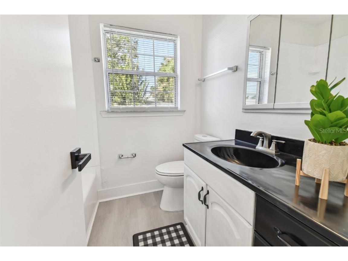 1101 75th Avenue N Saint Petersburg FL 33702 TB8441881 image30