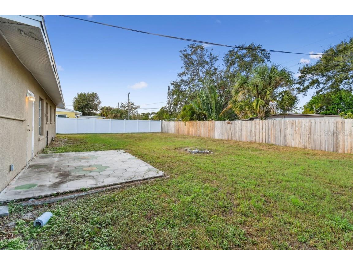 1101 75th Avenue N Saint Petersburg FL 33702 TB8441881 image39