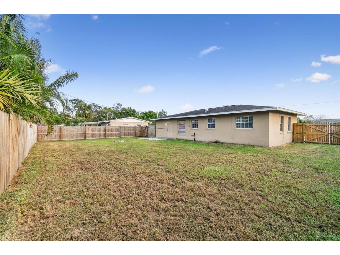 1101 75th Avenue N Saint Petersburg FL 33702 TB8441881 image42