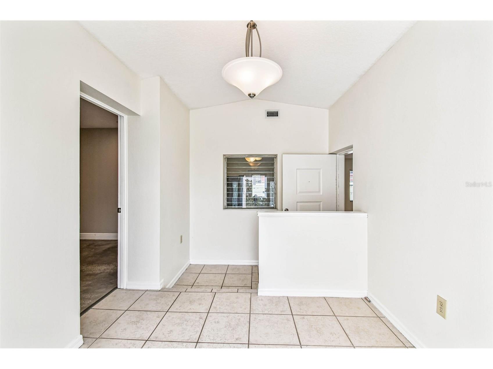 1101 81st Avenue N Saint Petersburg FL 33702 - TINNEY CREEK TB8425001 image3