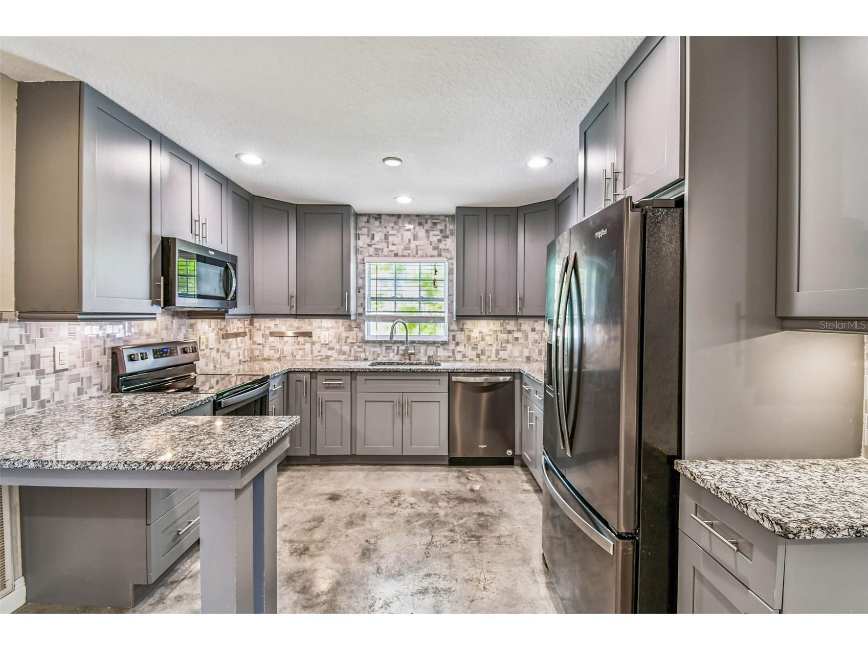 1101 81st Avenue N Saint Petersburg FL 33702 - TINNEY CREEK TB8425001 image5