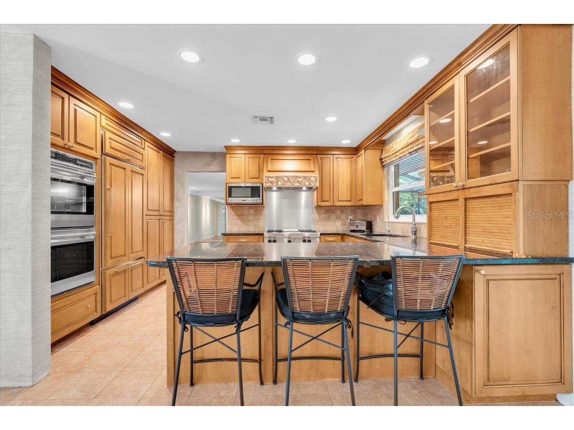 1101 87th Avenue N Saint Petersburg FL 33702 TB8442179 image17