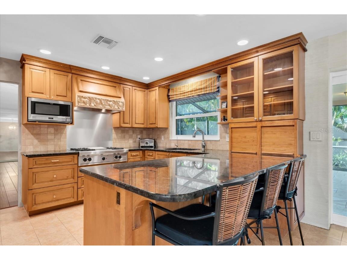 1101 87th Avenue N Saint Petersburg FL 33702 TB8442179 image19