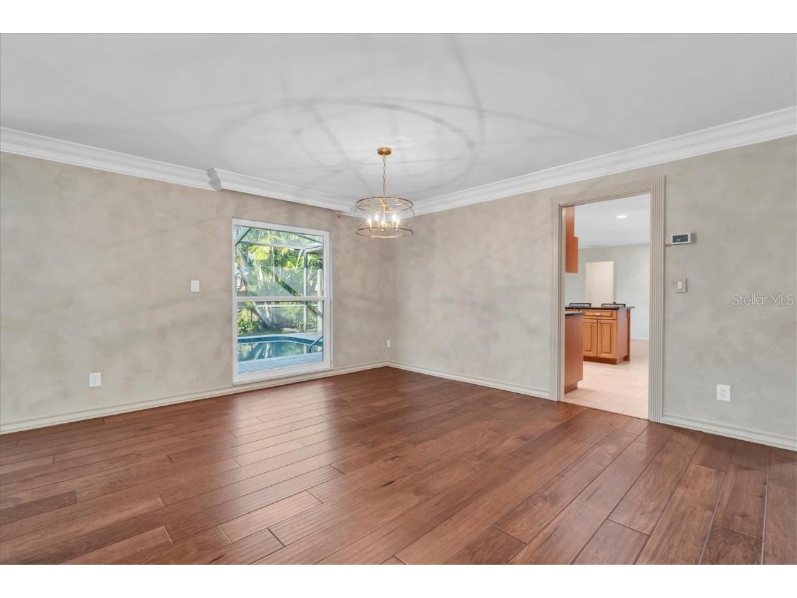 1101 87th Avenue N Saint Petersburg FL 33702 TB8442179 image23