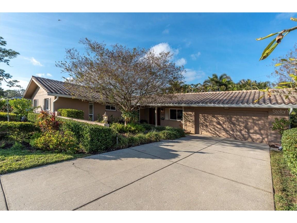 1101 87th Avenue N Saint Petersburg FL 33702 TB8442179 image3