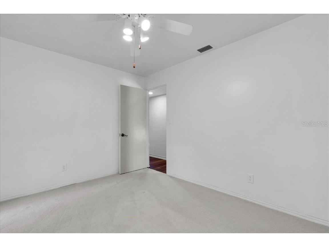 1101 87th Avenue N Saint Petersburg FL 33702 TB8442179 image35