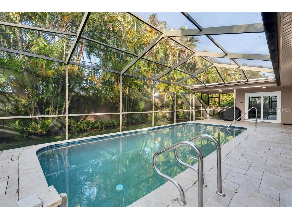 1101 87th Avenue N Saint Petersburg FL 33702 TB8442179 image47