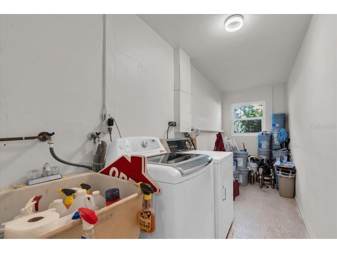 1101 87th Avenue N Saint Petersburg FL 33702 TB8442179 image52