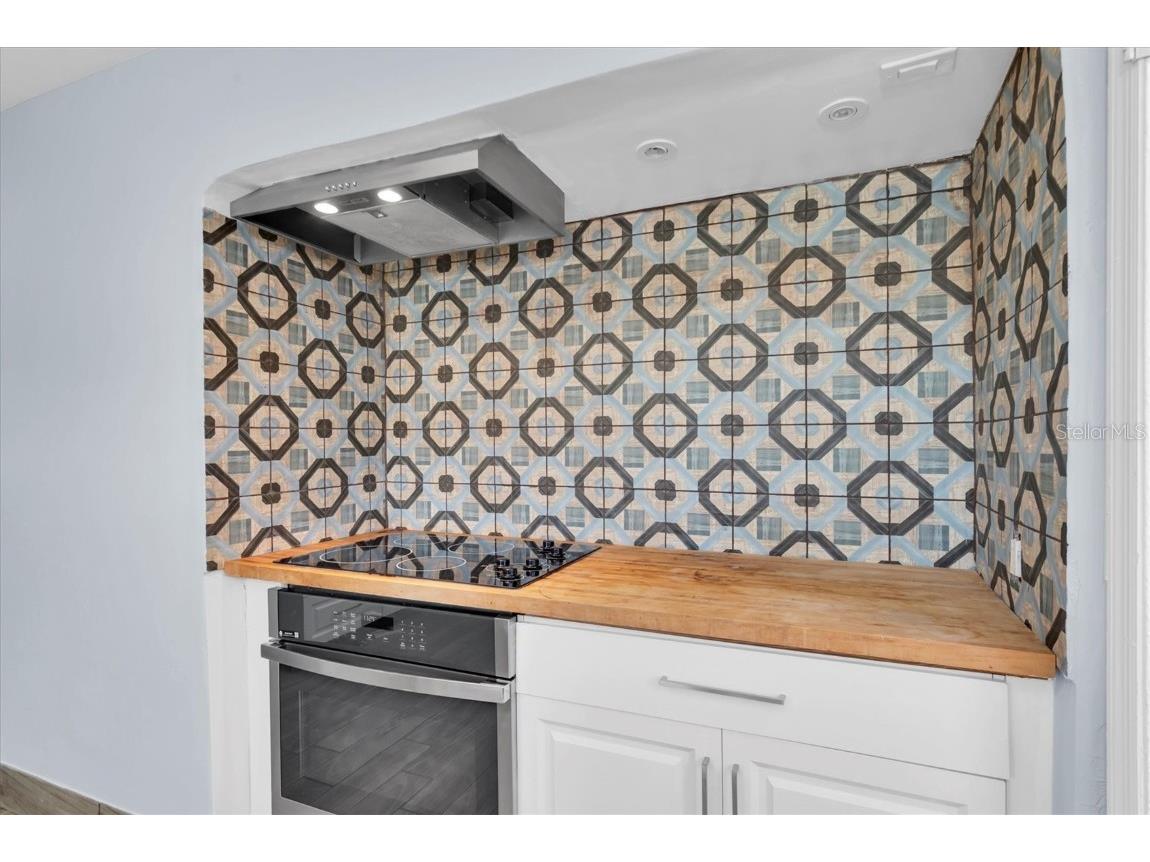 1101 A 28th Street N Saint Petersburg FL 33713 TB8445704 image5