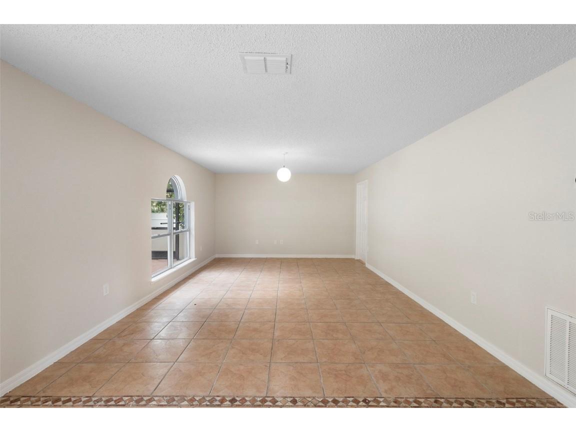 1101 Cambourne Drive Kissimmee FL 34758 V4945303 image35