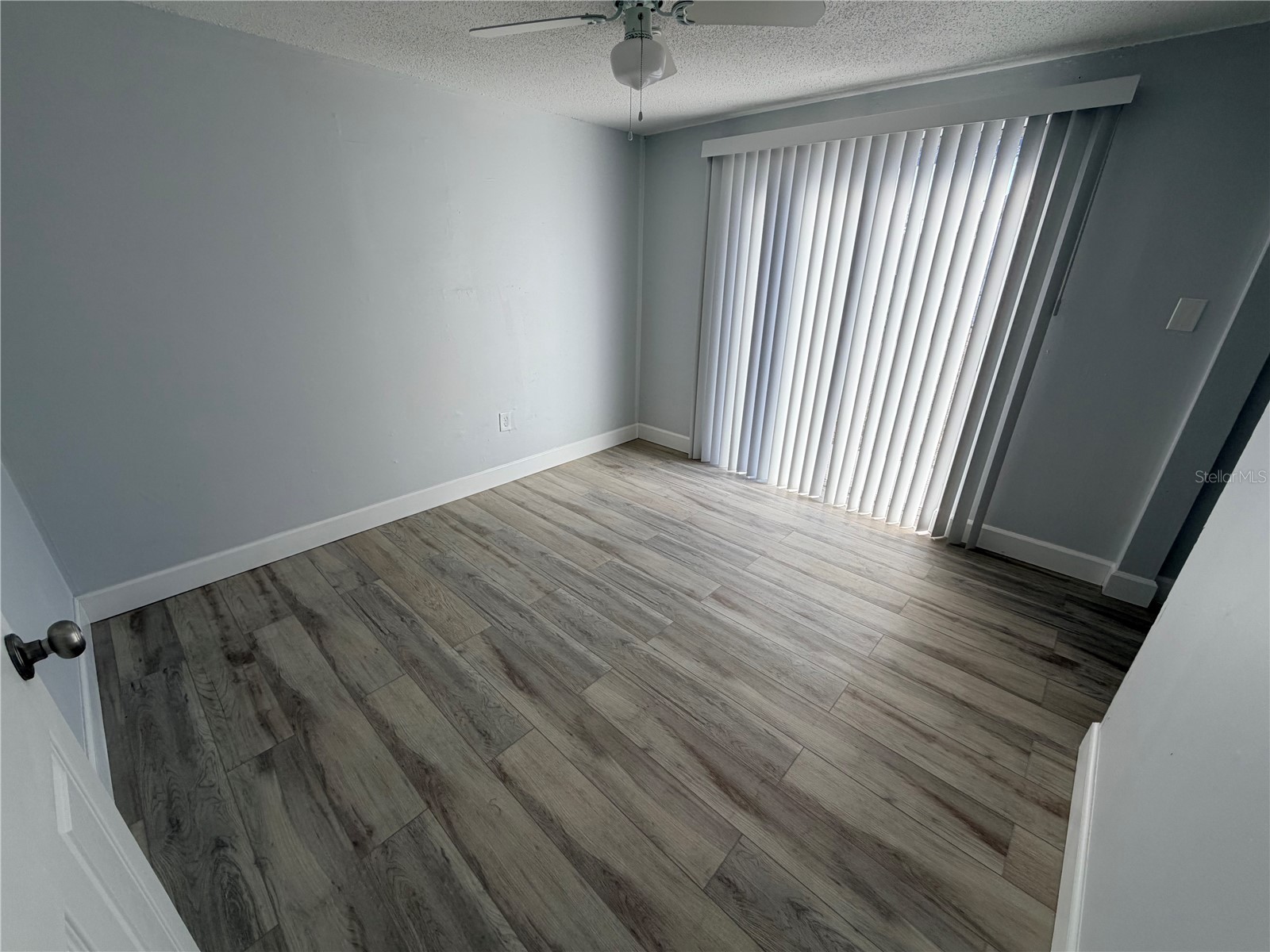 1101 E 140th Avenue Tampa FL 33613 TB8472310 image6