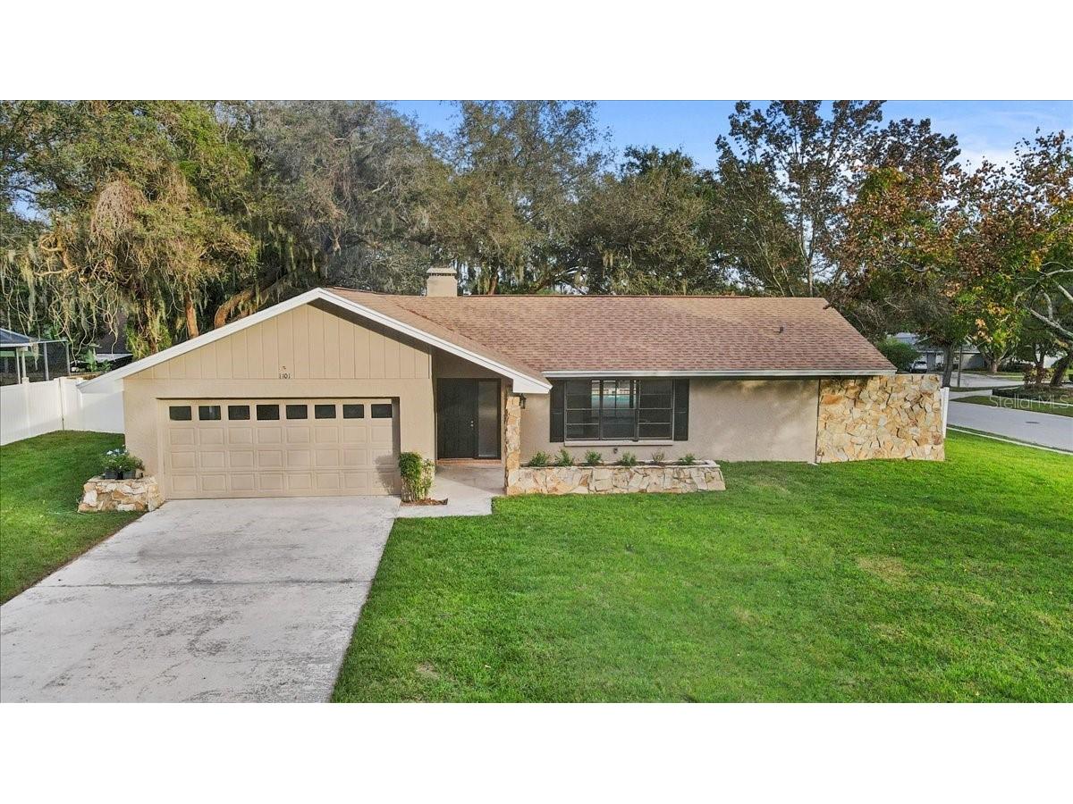 1101 Ridgefield Drive Valrico FL 33594 T3490428 image1