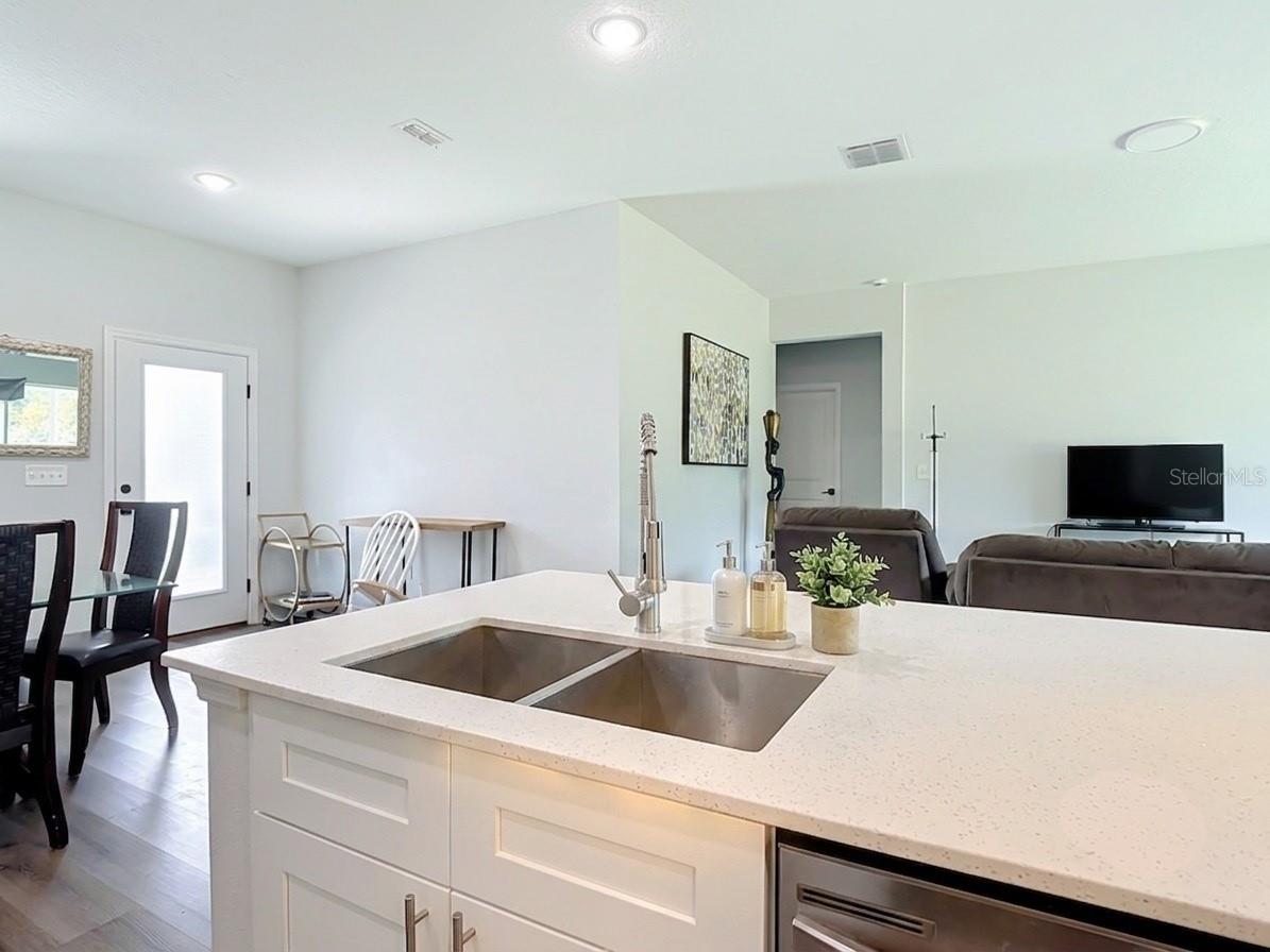 1101 Saint Tropez Court Kissimmee FL 34759 TB8525627 image13