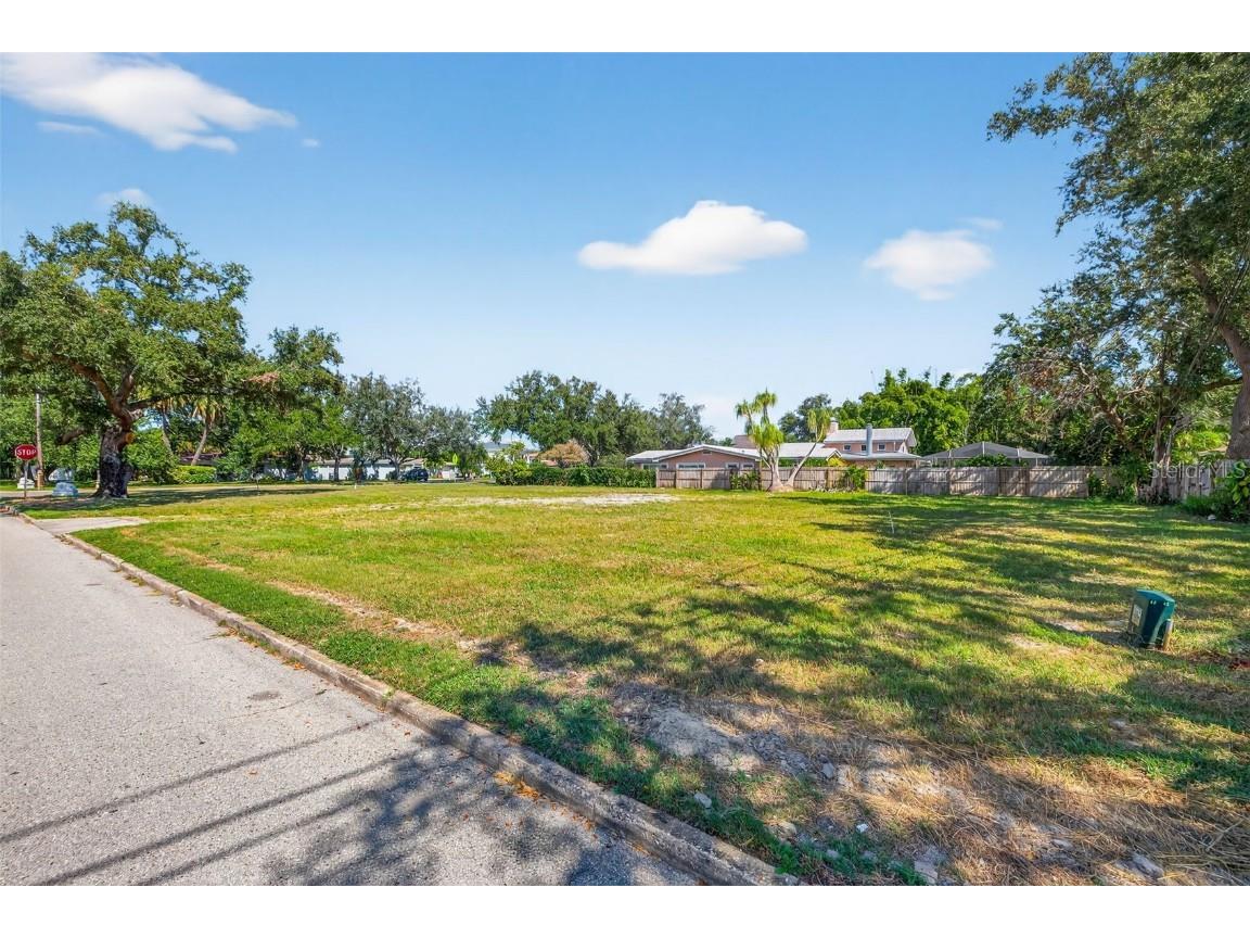 1101 Snell Isle Boulevard NE Saint Petersburg FL 33704 TB8440472 image9