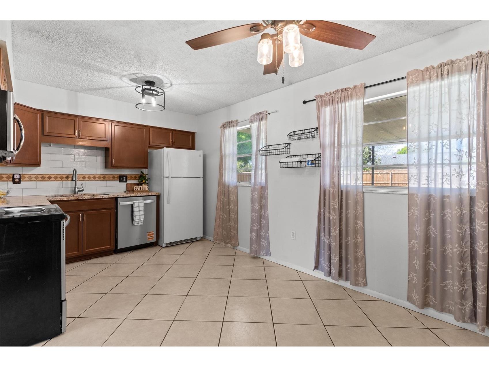 1101 Spruce Court Tavares FL 32778 G5110166 image12