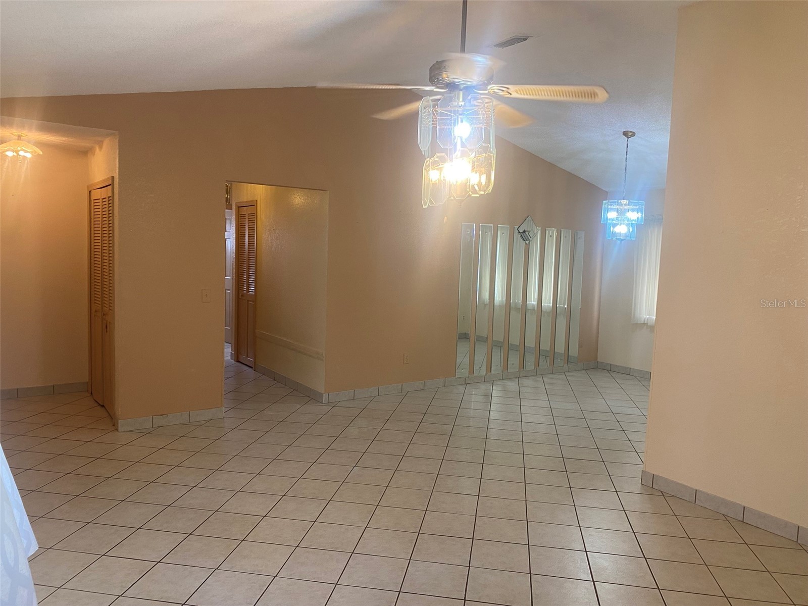 1101 Stillwater Avenue Deltona FL 32725 O6418823 image2