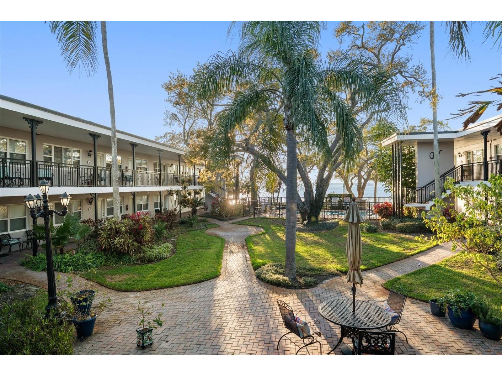 1101 Victoria Drive #7 Dunedin FL 34698 - ST. JOSEPH'S SOUND TB8507212 image1