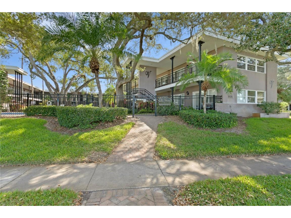 1101 Victoria Drive #8 Dunedin FL 34698 - ST. JOSEPH'S SOUND U8222545 image1