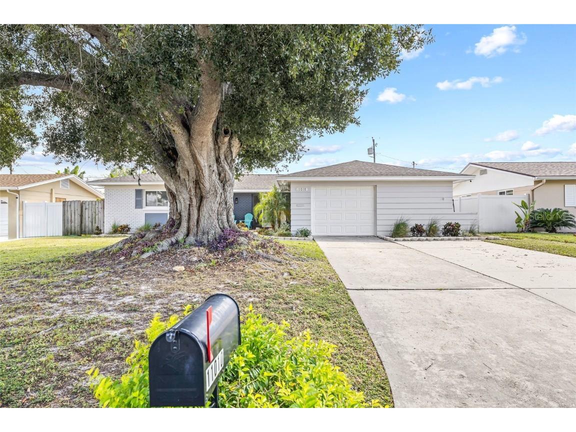 11010 91st Terrace Seminole FL 33772 TB8436407 image1