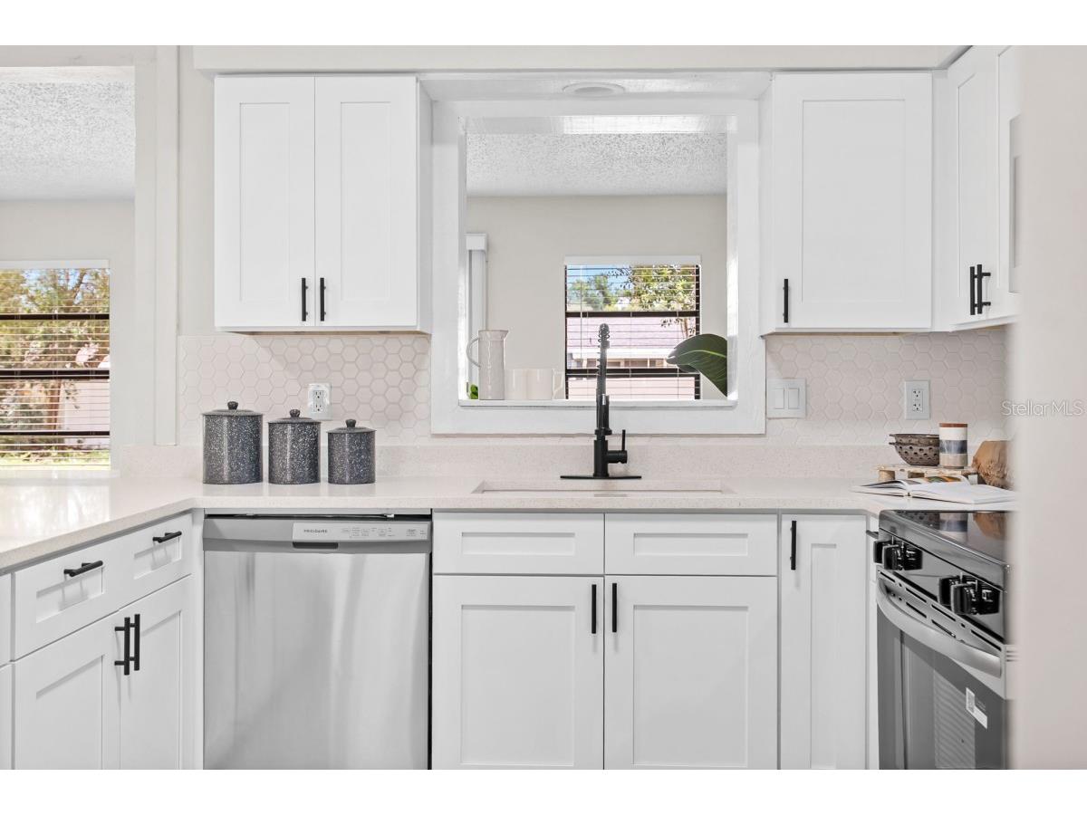 11011 Marian Lane Riverview FL 33578 A4695134 image19