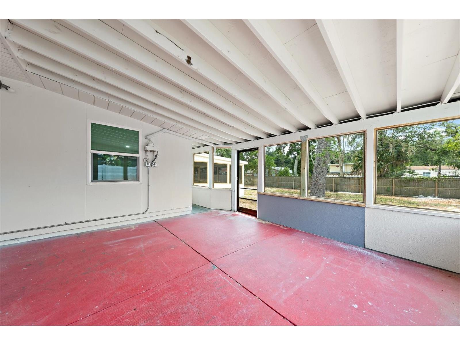 11012 52nd Avenue N Saint Petersburg FL 33708 TB8502694 image31