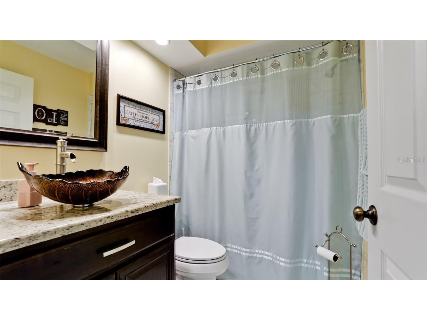 11013 Jasmine Circle Bradenton FL 34209 A4634148 image1