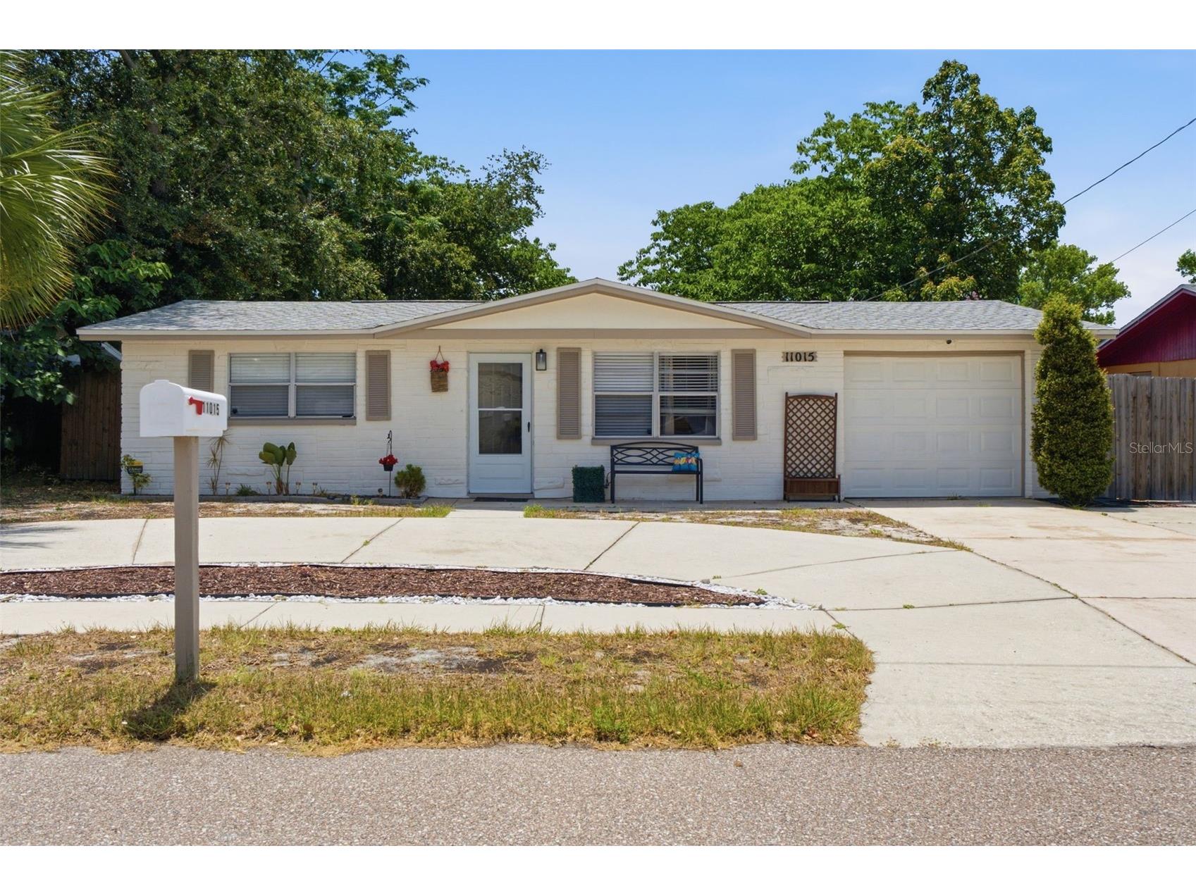 11015 Tyler Drive Port Richey FL 34668 W7886637 image1
