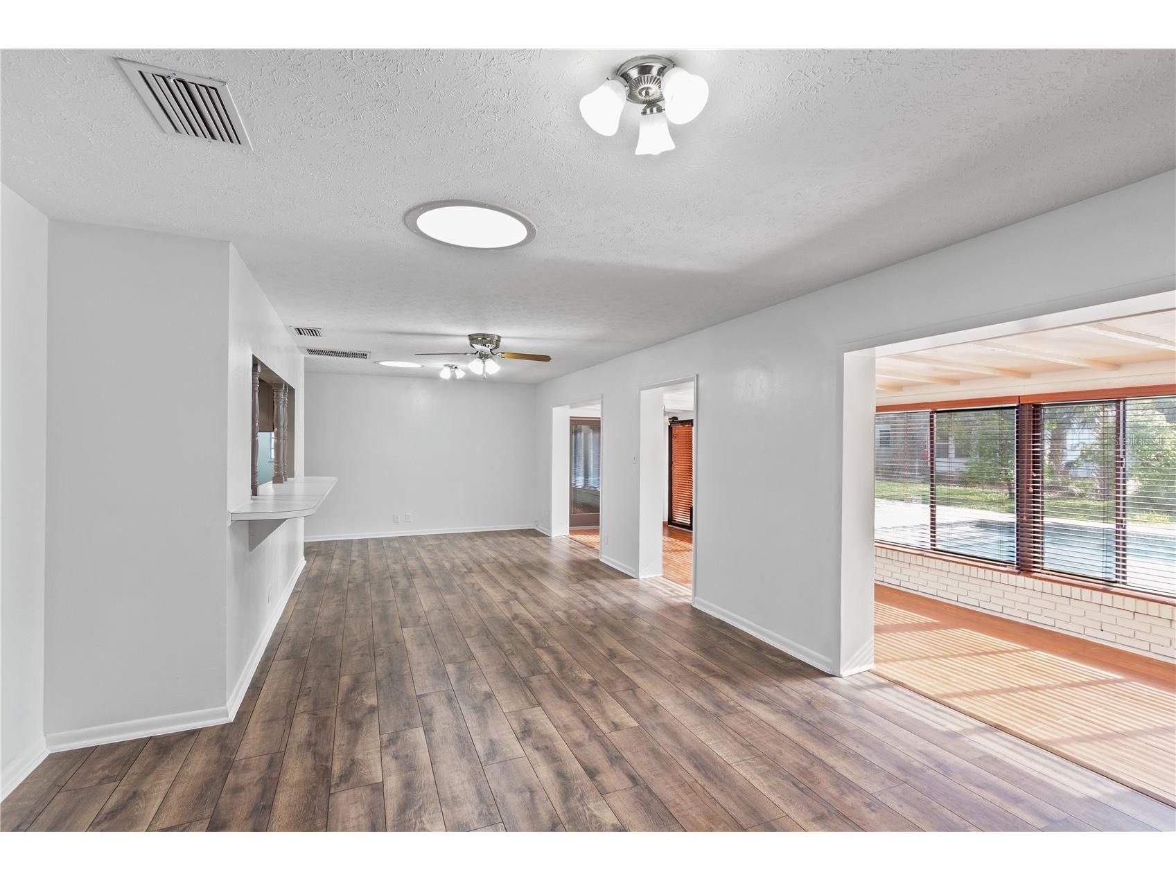 11016 Saginaw Drive Tampa FL 33617 TB8523485 image15