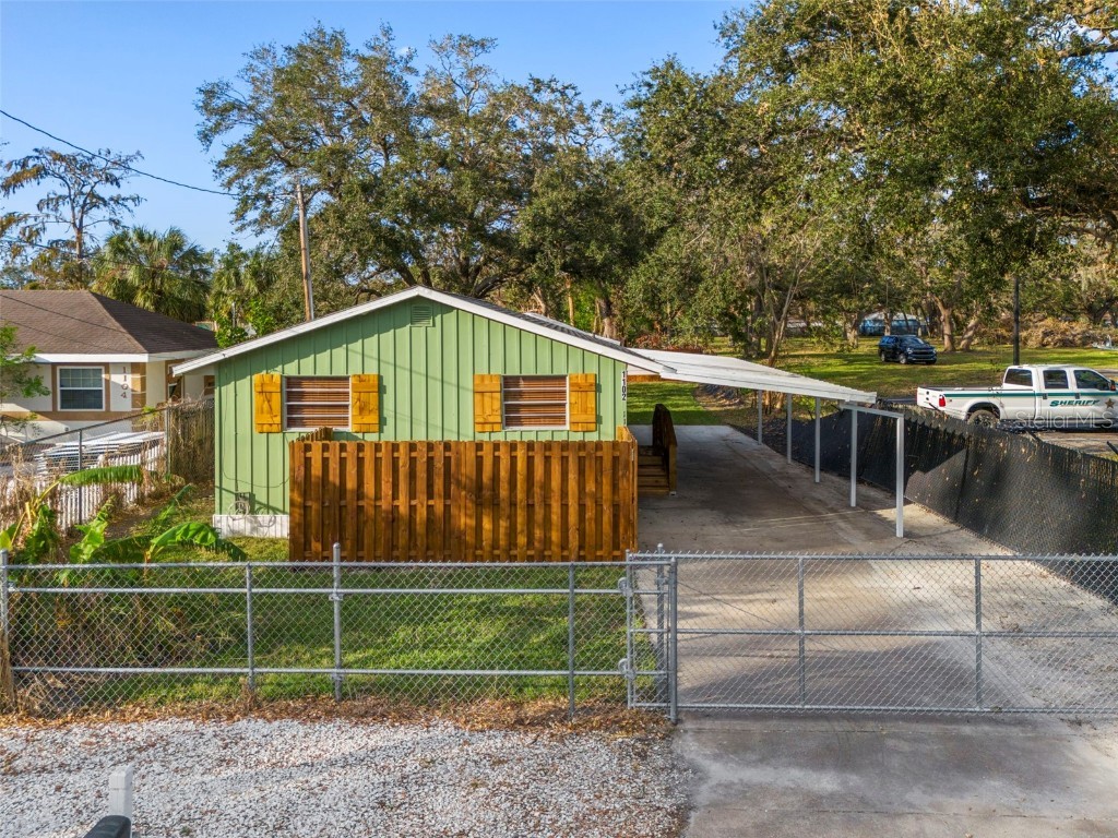 1102 36th Avenue W Bradenton FL 34205 A4626704 image1