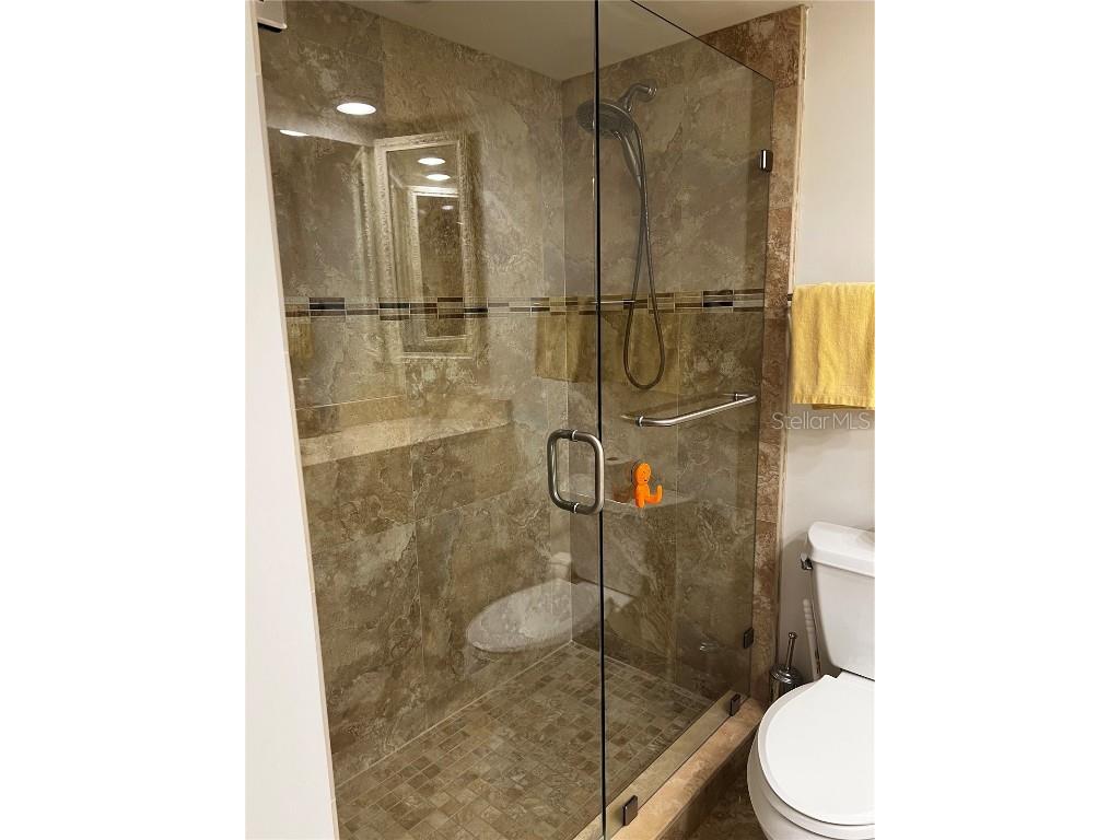 1102 Ben Franklin Drive #514 Sarasota FL 34236 A4431393 image16