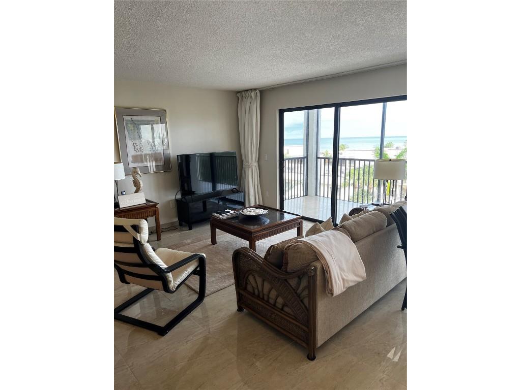 1102 Ben Franklin Drive #514 Sarasota FL 34236 A4431393 image3