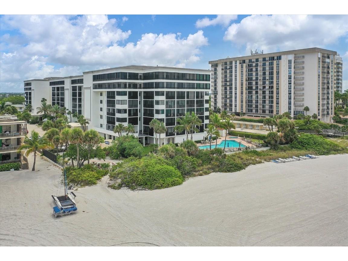 1102 Benjamin Franklin Drive #308 Sarasota FL 34236 A4577717 image1