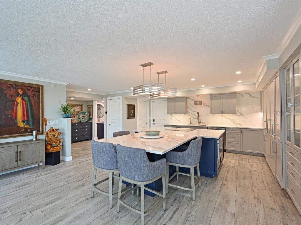 1102 Benjamin Franklin Drive #310 Sarasota FL 34236 A4658677 image13