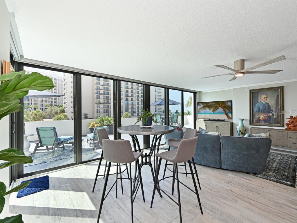 1102 Benjamin Franklin Drive #310 Sarasota FL 34236 A4658677 image18