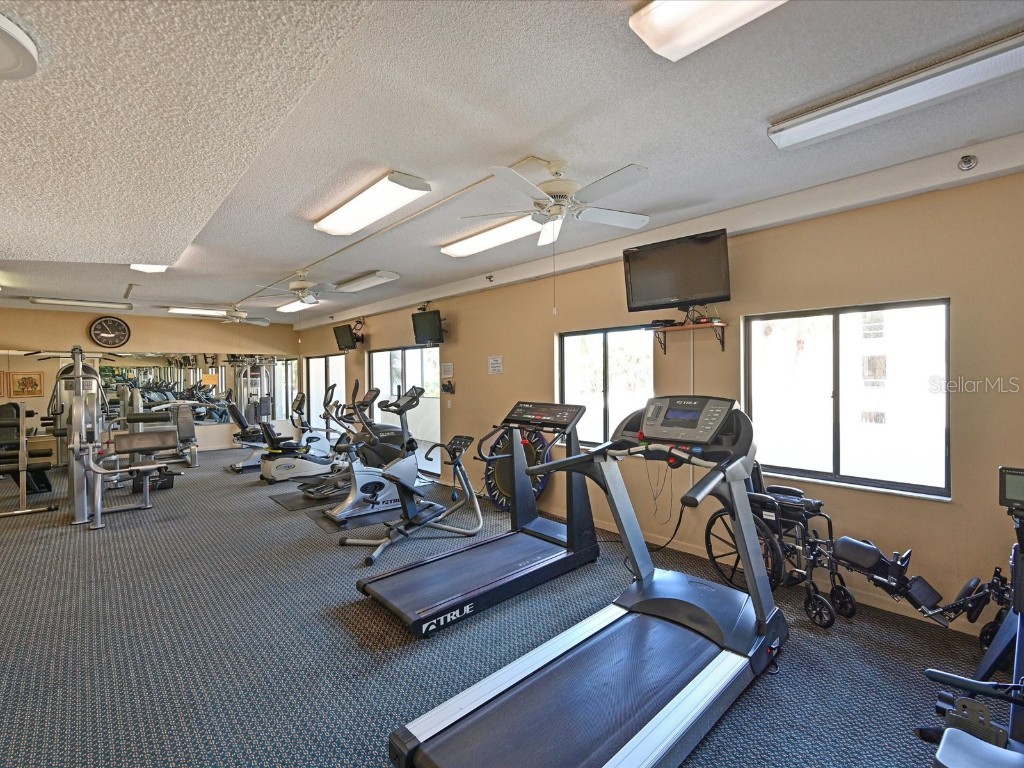 1102 Benjamin Franklin Drive #310 Sarasota FL 34236 A4658677 image45