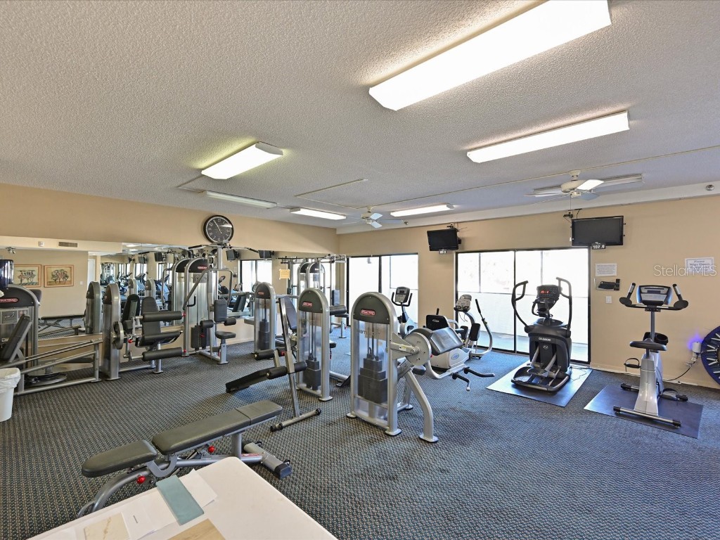 1102 Benjamin Franklin Drive #310 Sarasota FL 34236 A4658677 image46