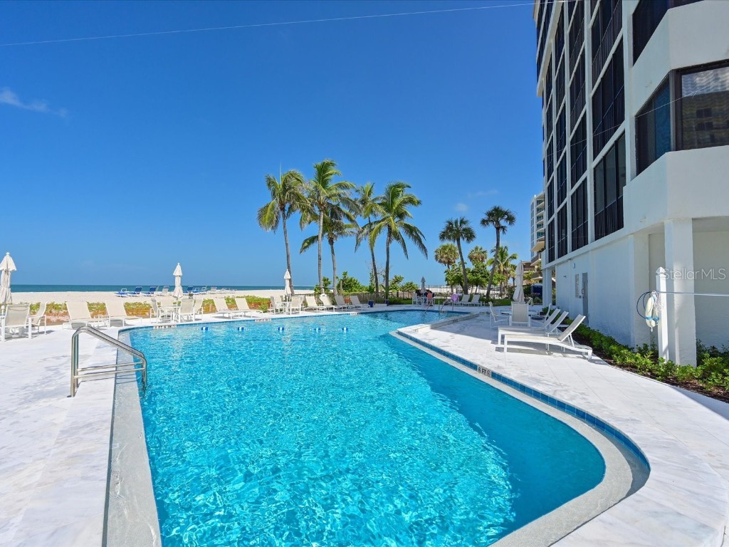 1102 Benjamin Franklin Drive #310 Sarasota FL 34236 A4658677 image49