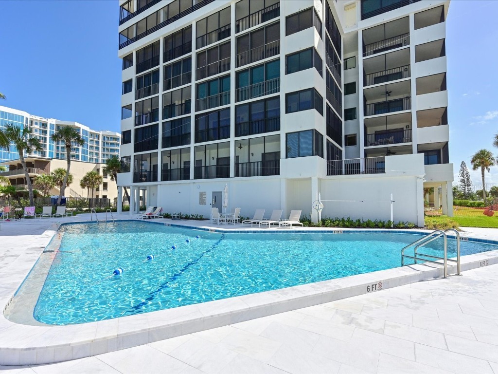 1102 Benjamin Franklin Drive #310 Sarasota FL 34236 A4658677 image5