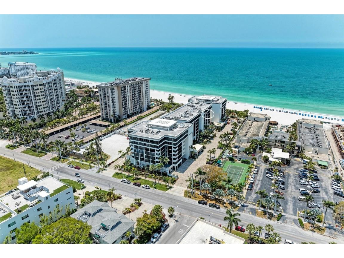 1102 Benjamin Franklin Drive #407 Sarasota FL 34236 - LIDO BEACH/GULF OF MEXICO A4630979 image1