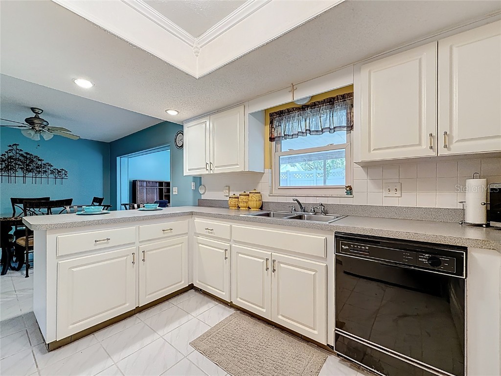 1102 Cara Drive Largo FL 33771 TB8399320 image16