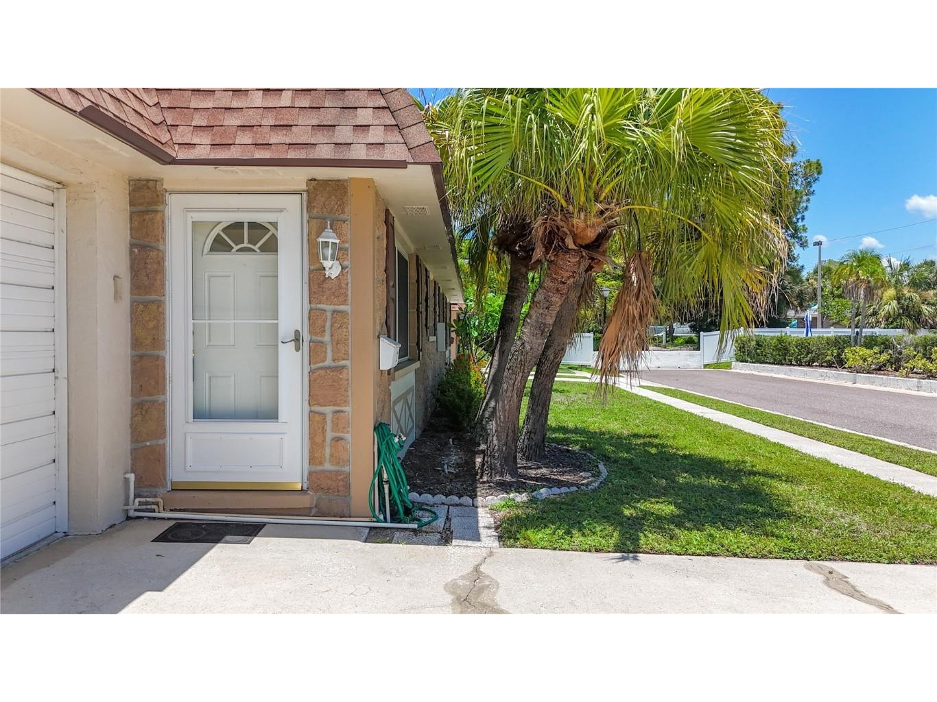 1102 Cara Drive Largo FL 33771 TB8399320 image2