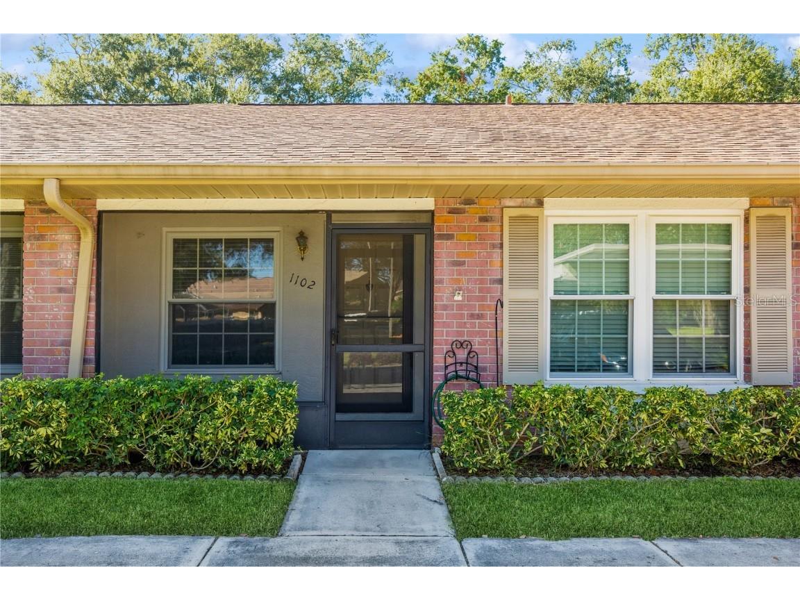 1102 Castlemay Circle Dunedin FL 34698 U8219653 image1