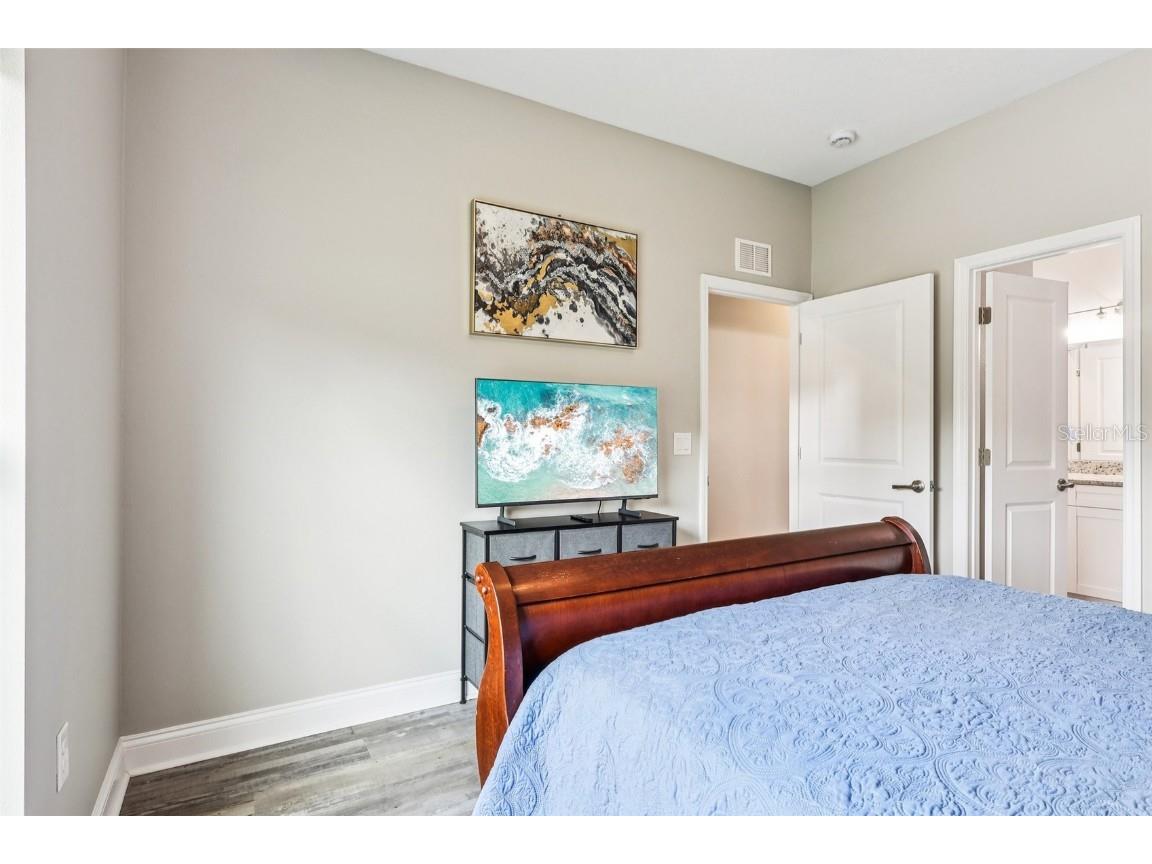 1102 Fox Lake Drive Lakeland FL 33809 L4956556 image17