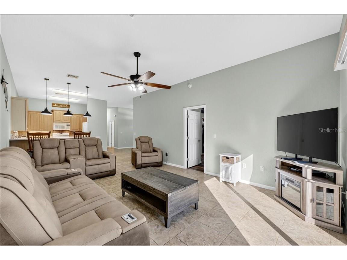 1102 Motorcoach Drive Polk City FL 33868 L4956583 image20