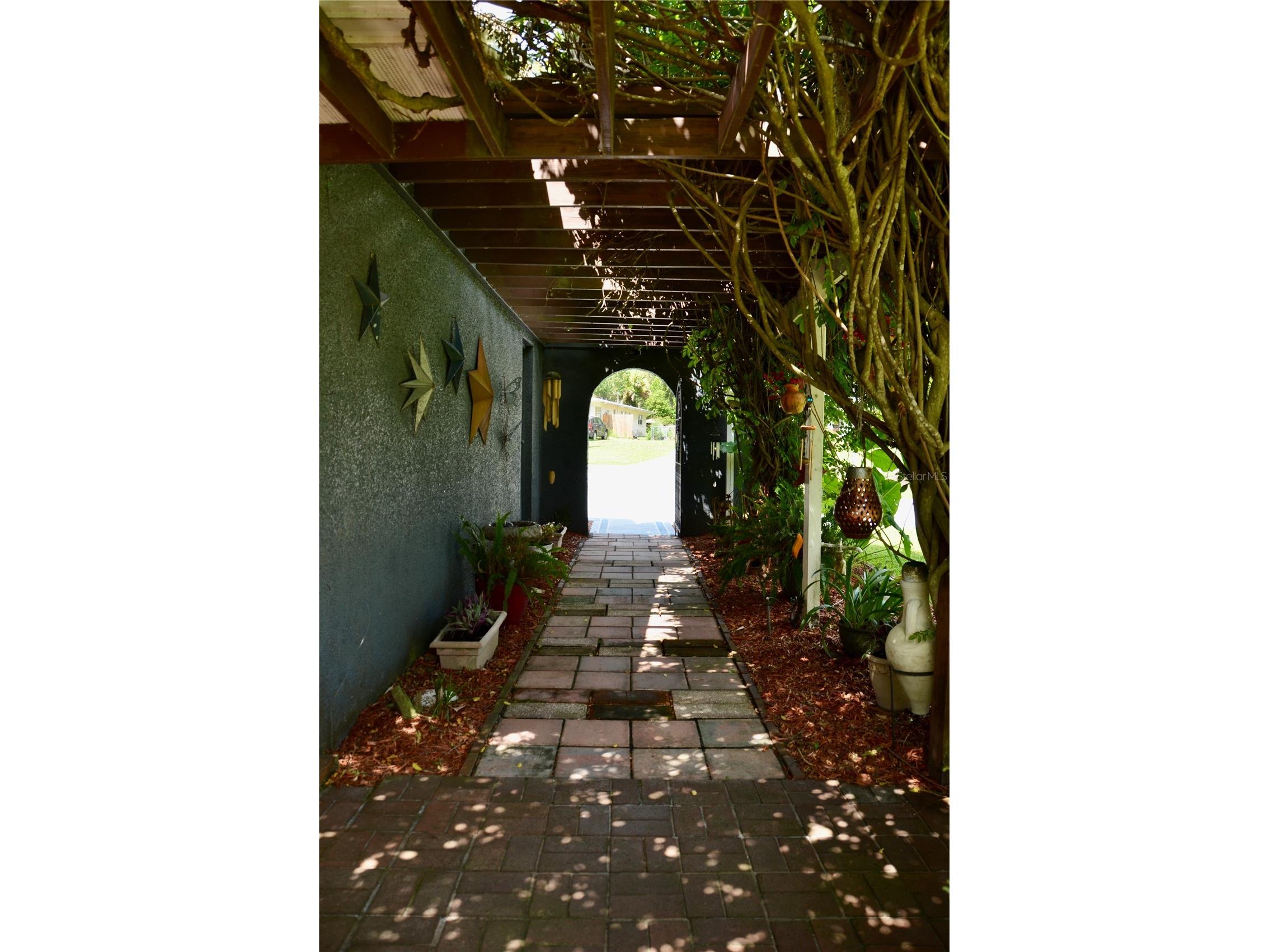 1102 N Palmetto Street Leesburg FL 34748 - LAKE GRIFFIN G5113105 image45