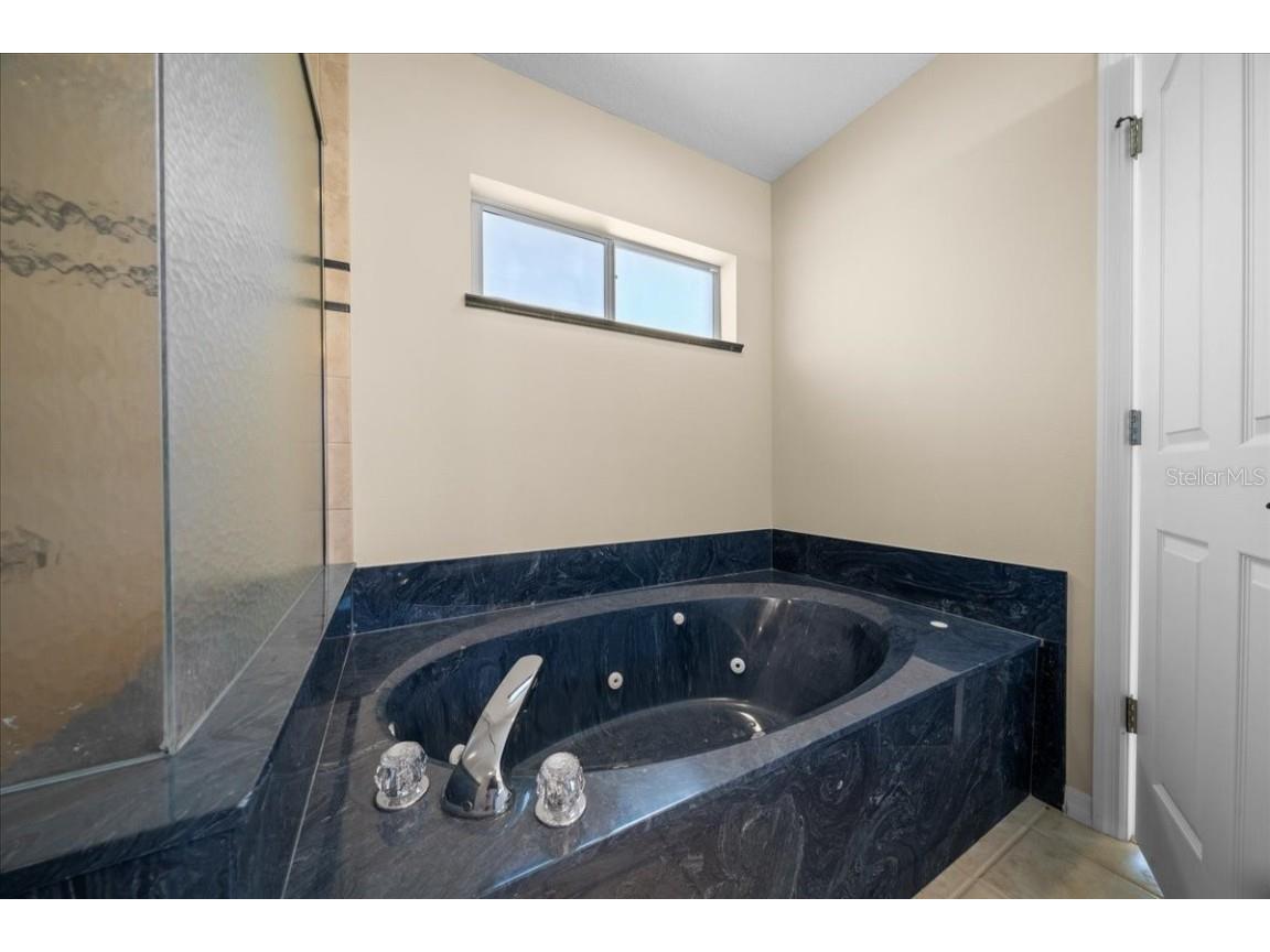 1102 NE 21st Terrace Ocala FL 34470 OM714915 image12