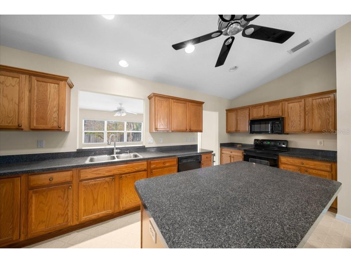 1102 NE 21st Terrace Ocala FL 34470 OM714915 image5